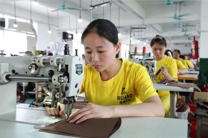 探寻新时代下杭州皮具加工产业的发展历程与现状